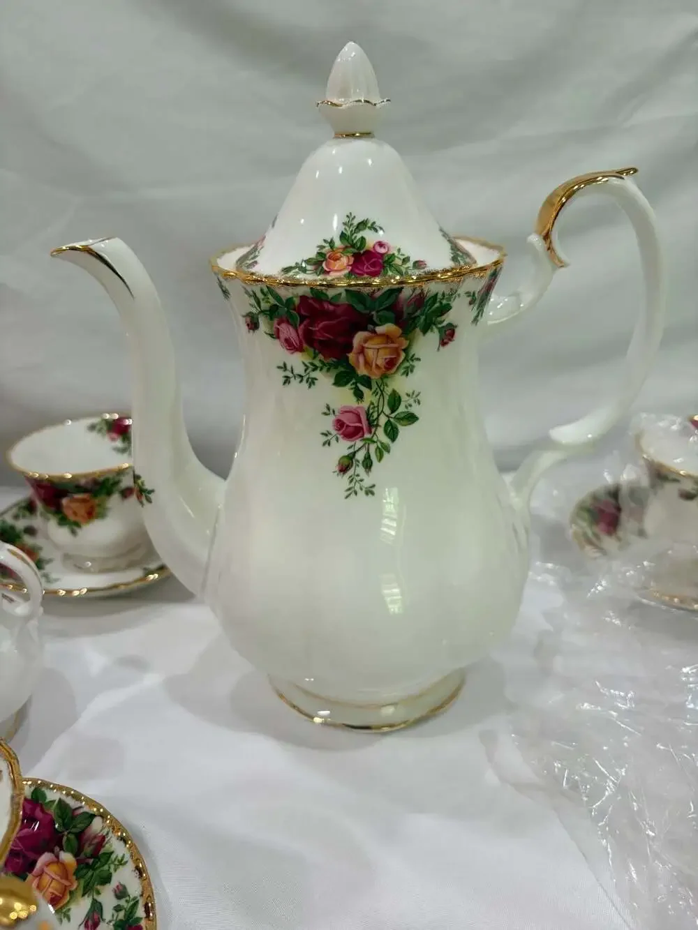 Royal Albert Old Country Roses 46 Pc for 8 Pristine Vintage Tea & Coffee Service